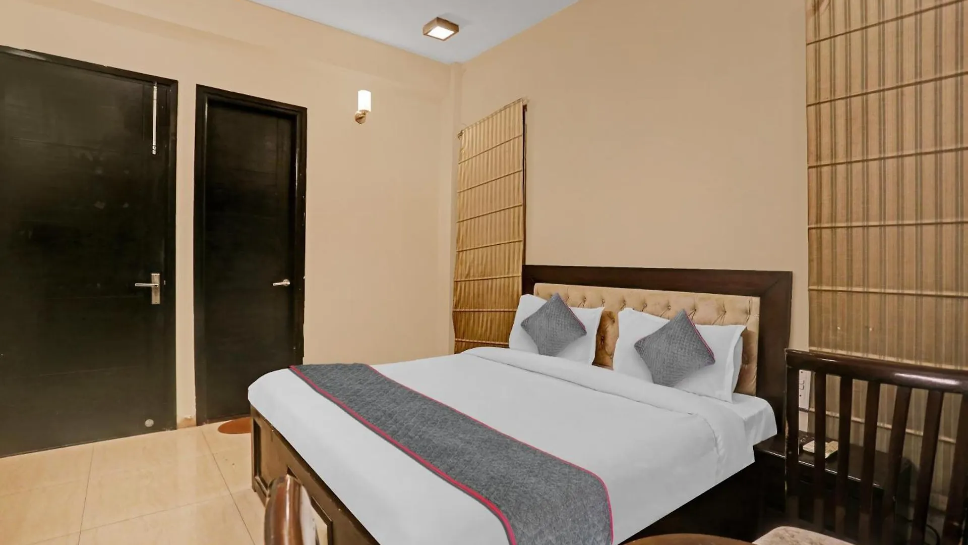 גורגאון Hotel O Global Luxury Stays
