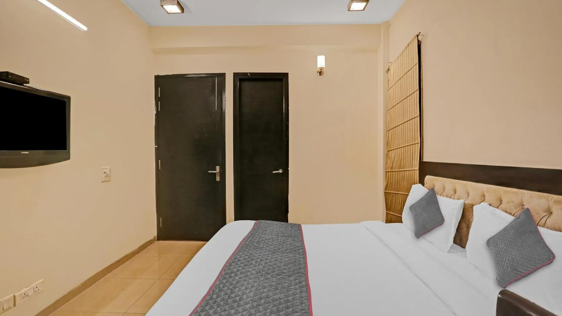 גורגאון Hotel O Global Luxury Stays