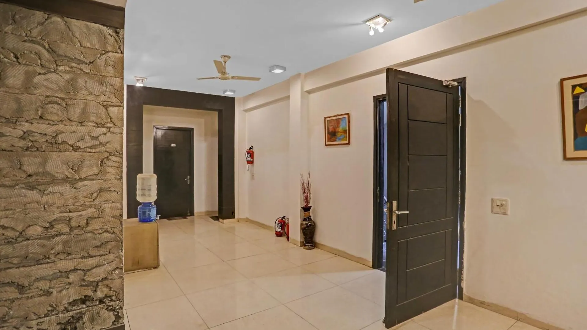 גורגאון Hotel O Global Luxury Stays