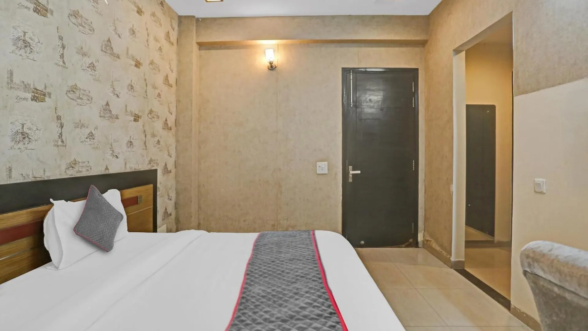 גורגאון Hotel O Global Luxury Stays